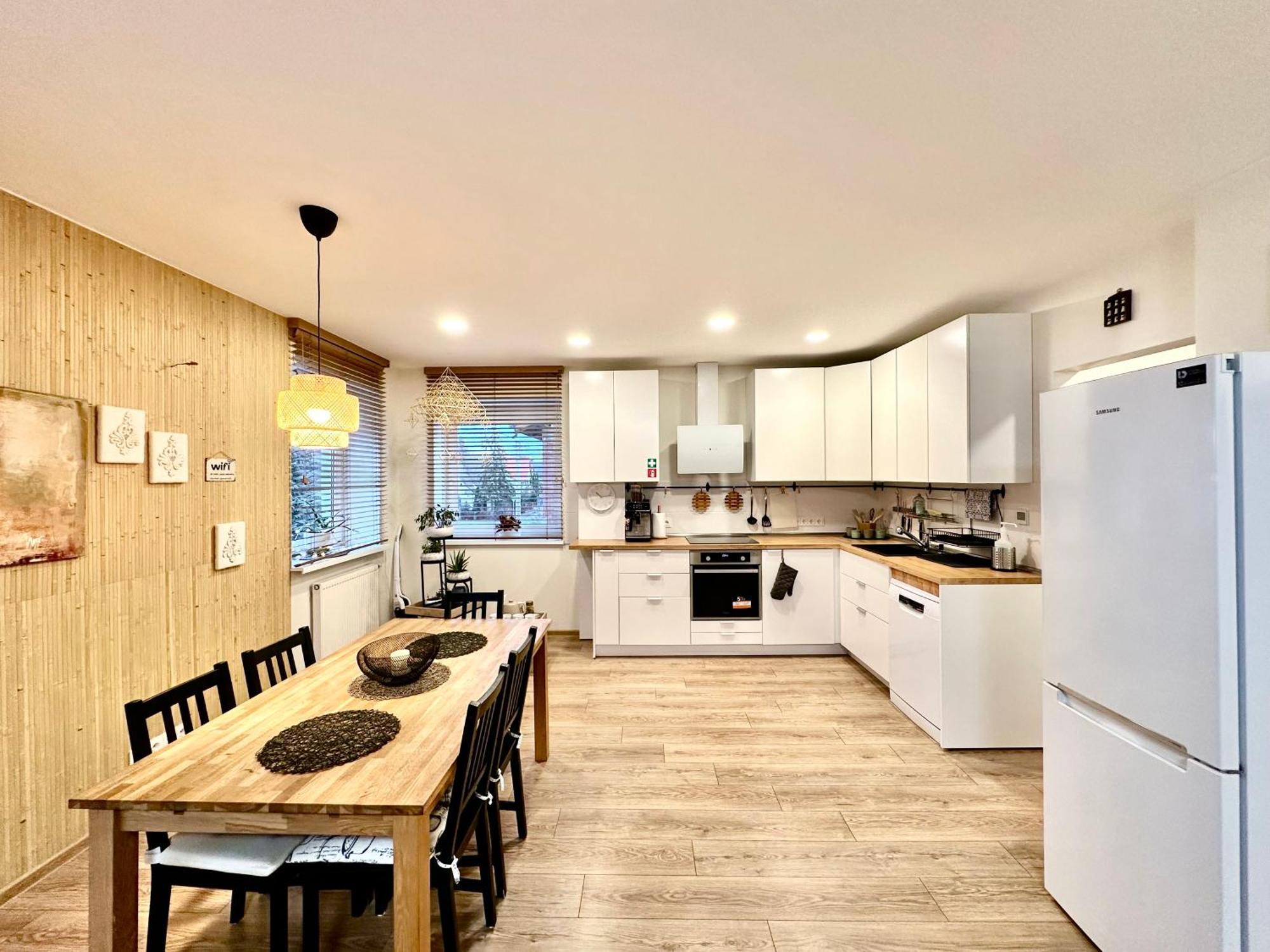 Japandi Apartamentai Kaunas Ngoại thất bức ảnh