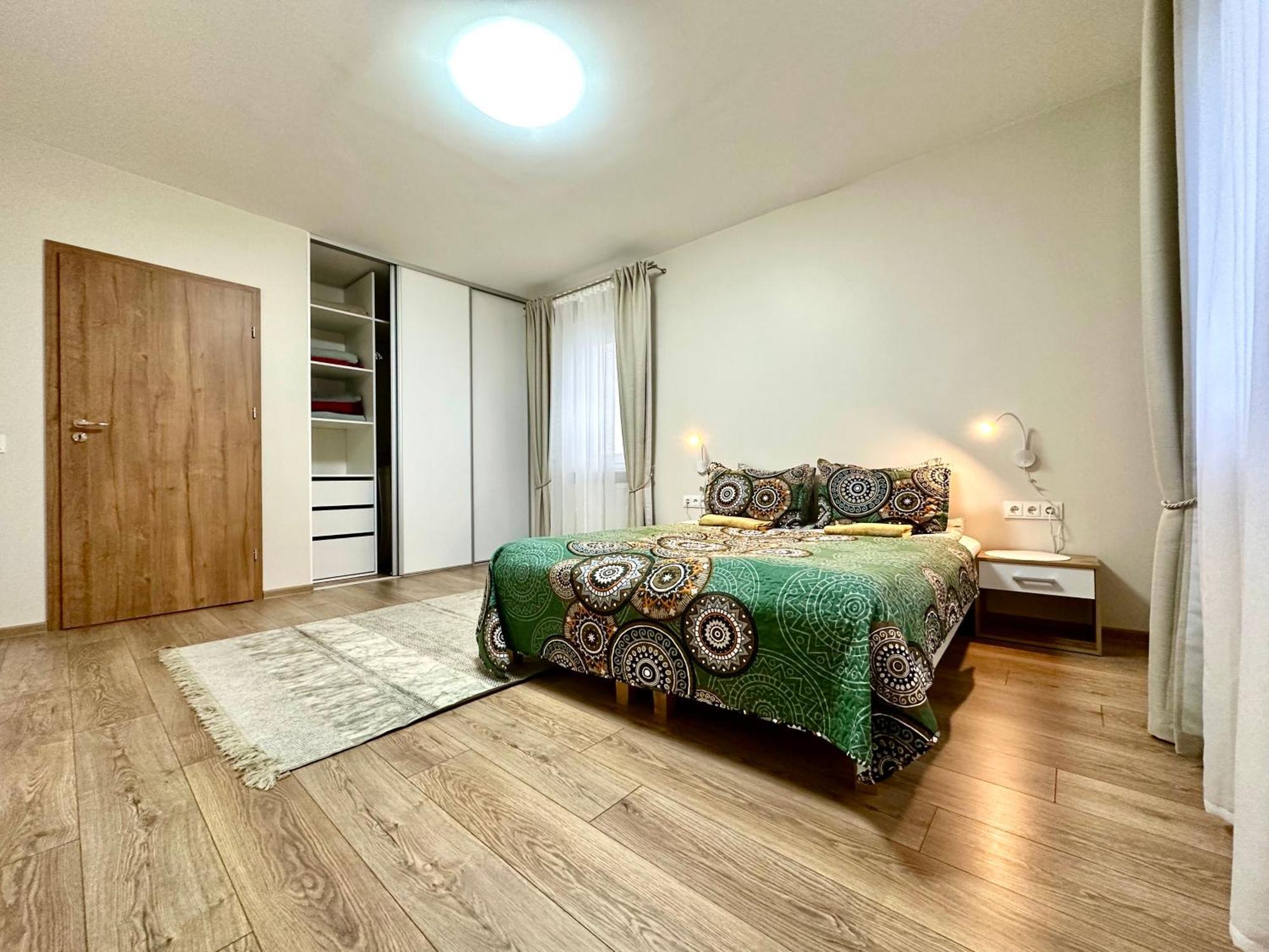 Japandi Apartamentai Kaunas Ngoại thất bức ảnh