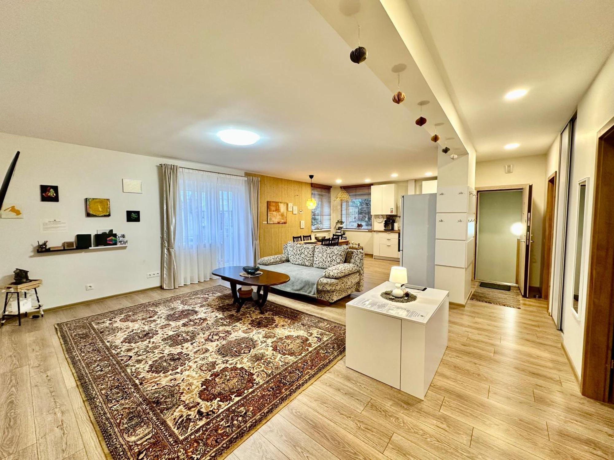 Japandi Apartamentai Kaunas Ngoại thất bức ảnh